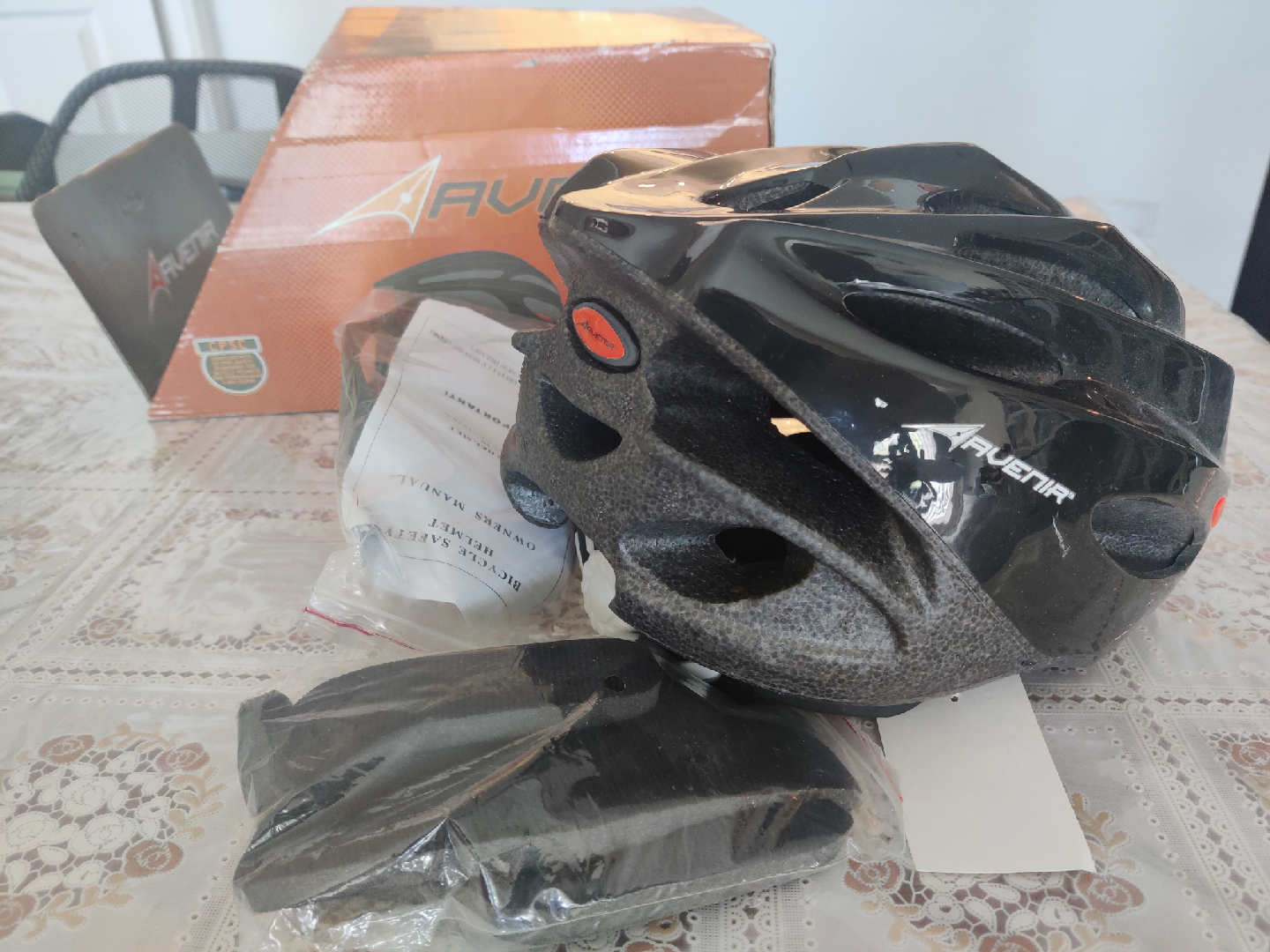 brand new Avenir Avenue Bicycle Helmet - Black - photo 2