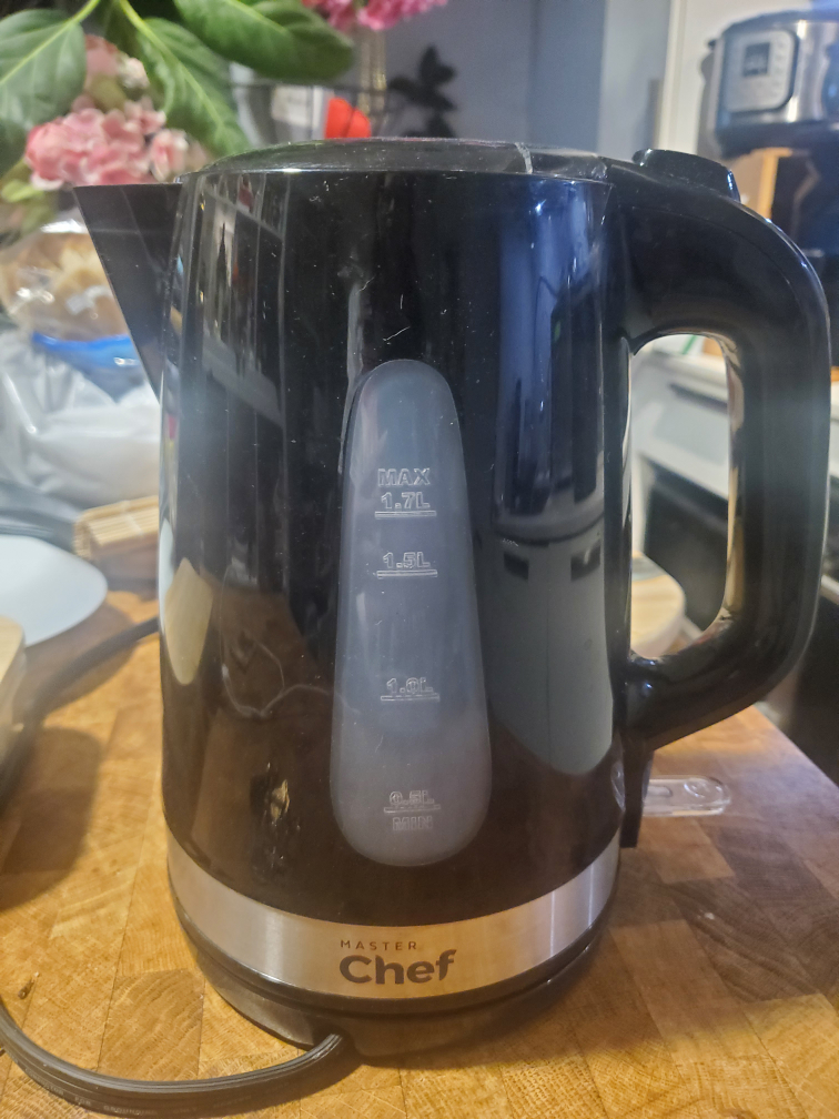 Master Chef Black Electric Kettle - 1.7L