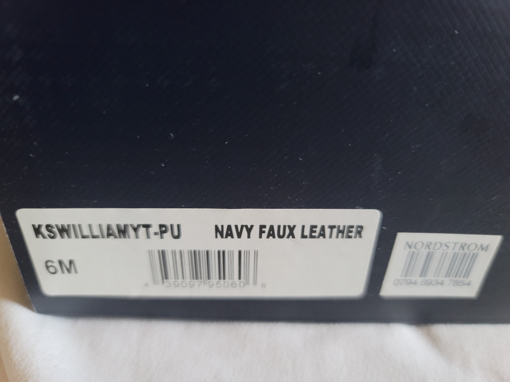 Boys' Navy Faux Leather Dress Shoes - Size 6M - photo 2