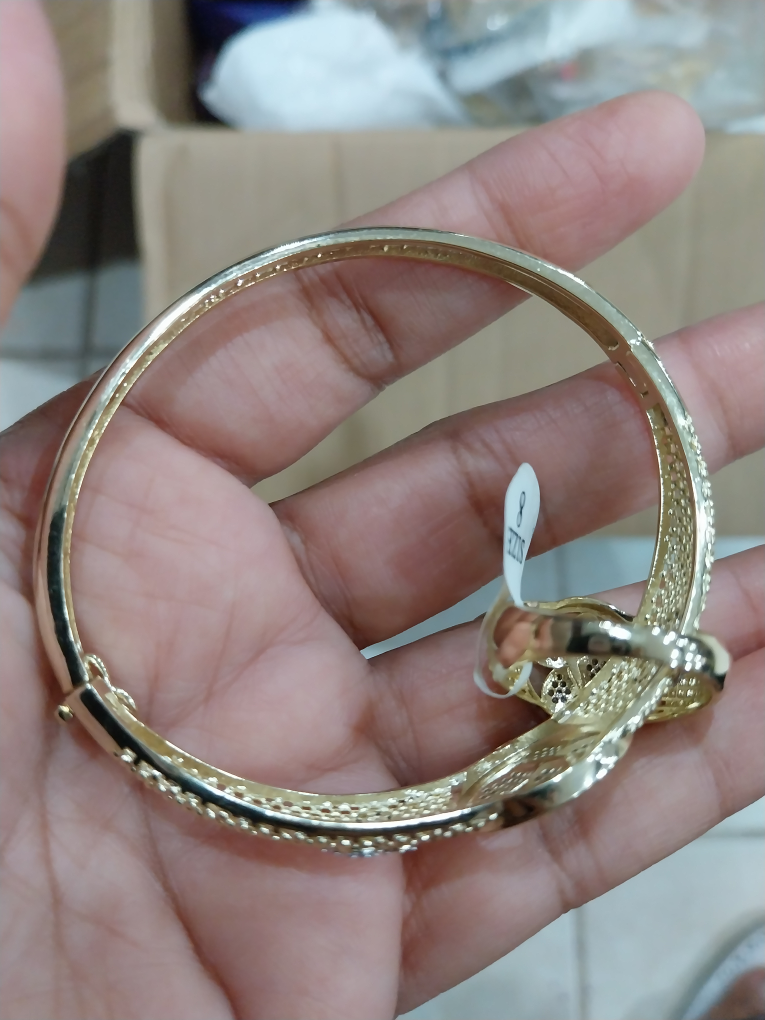 Gold Bangle Bracelet with Ring - Size 8 - photo 3