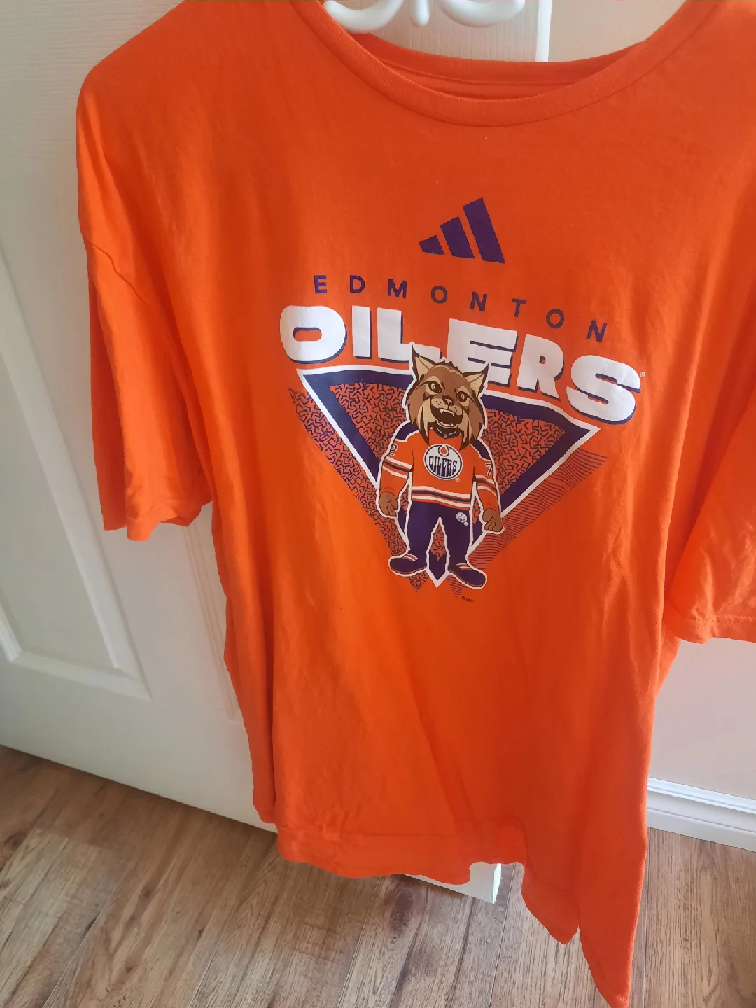 Edmonton Oilers  T-Shirt pick up only