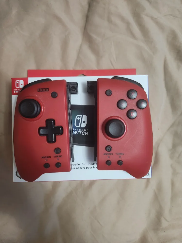 HORI Nintendo Switch Split Pad Pro - New image indicator(2)