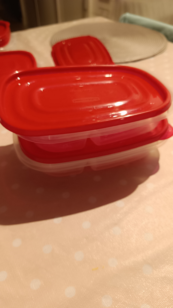 Rubbermaid & Glasslock Food Storage Containers - photo 5