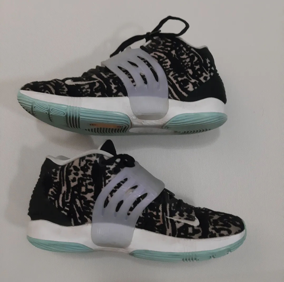 Nike KD14 Fourteenth Edition Sneakers thumbnail