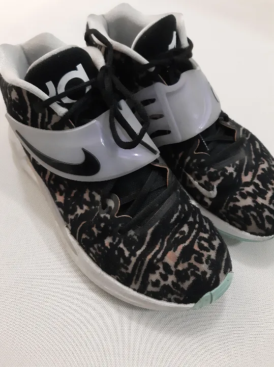 Nike KD14 Fourteenth Edition Sneakers image indicator(3)