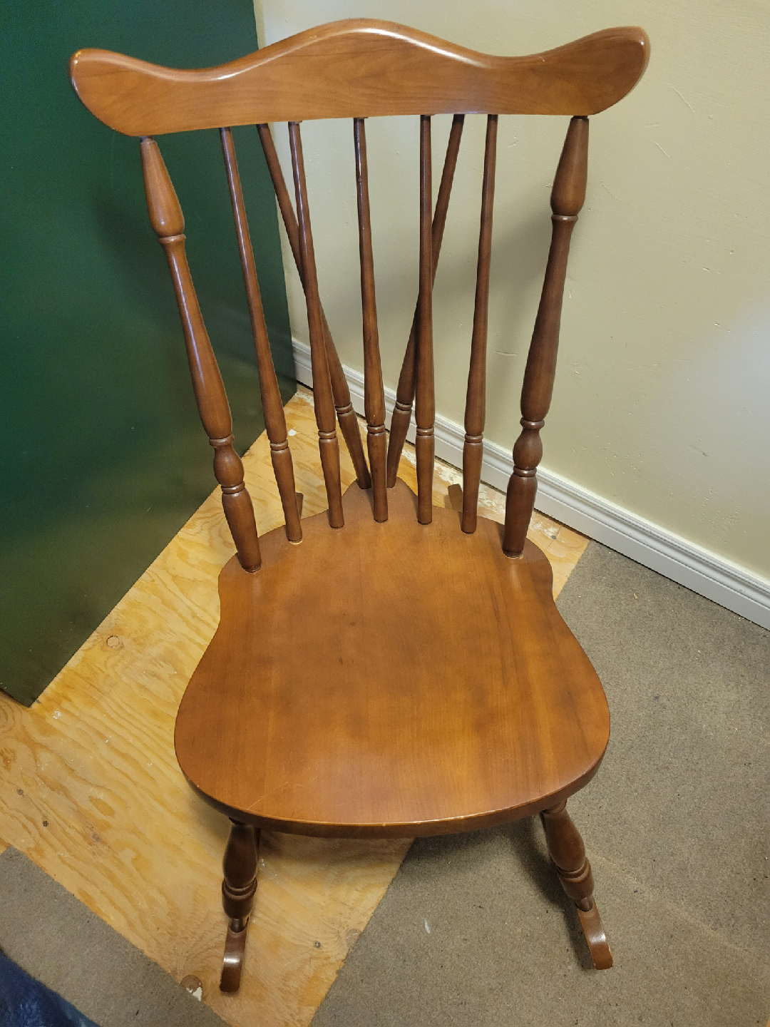 Nursery Rocking Chair - photo 2