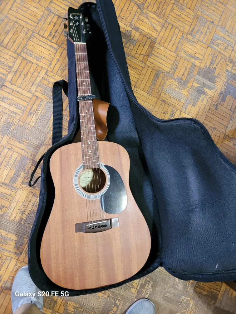 Samick Acoustic Guitar Model TW-015 thumbnail