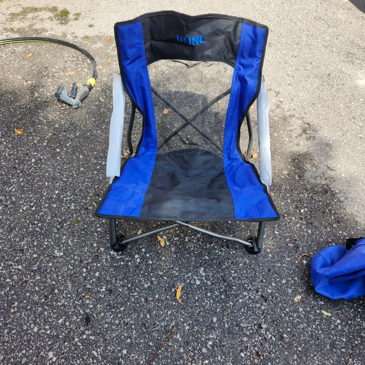 Brand New Uline Folding Camp Chair - Blue image indicator(2)