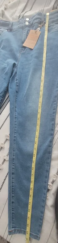 Suko Jeans Size 14 - High Waist Sustainable Denim image indicator(6)