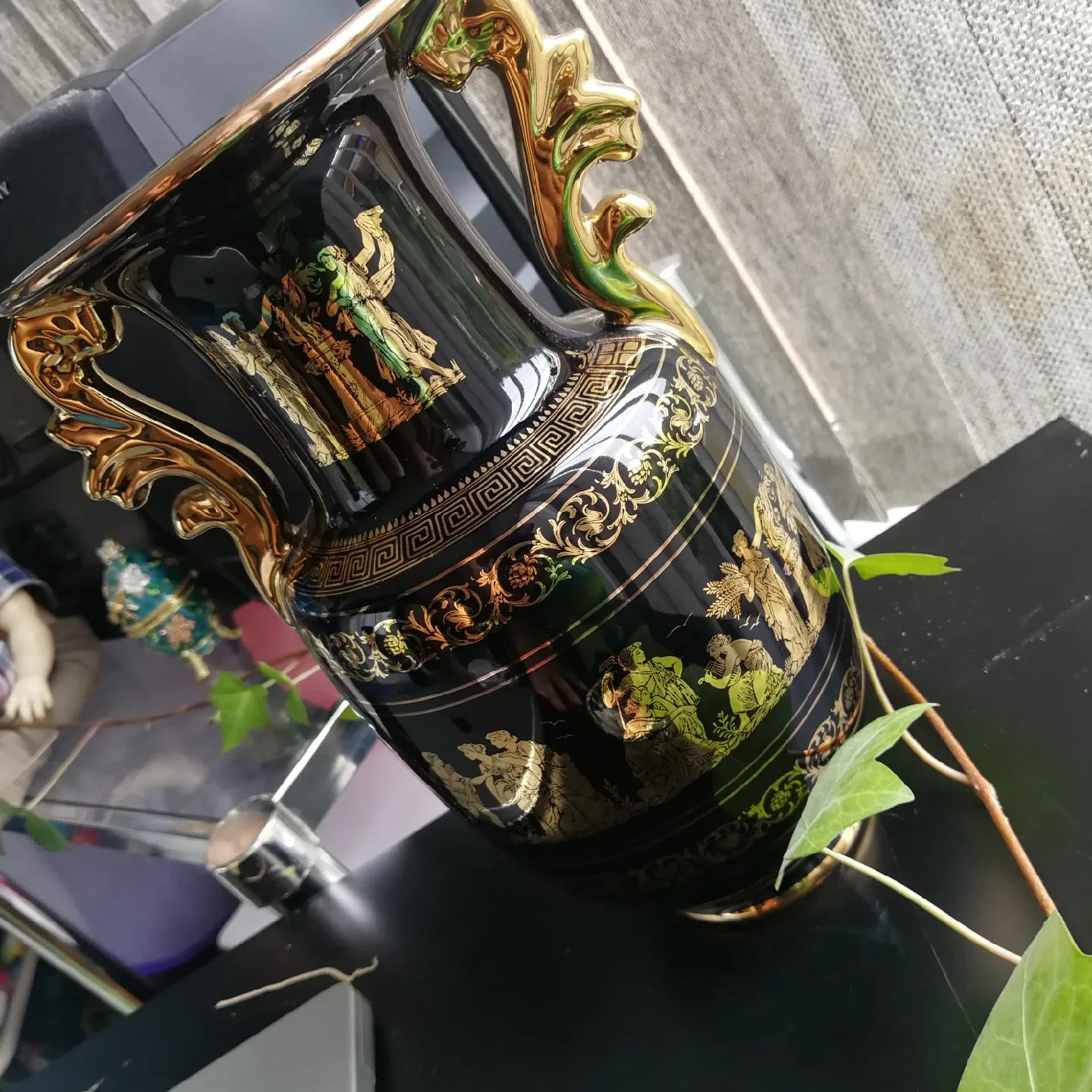 Black and Gold Decorative Vase thumbnail