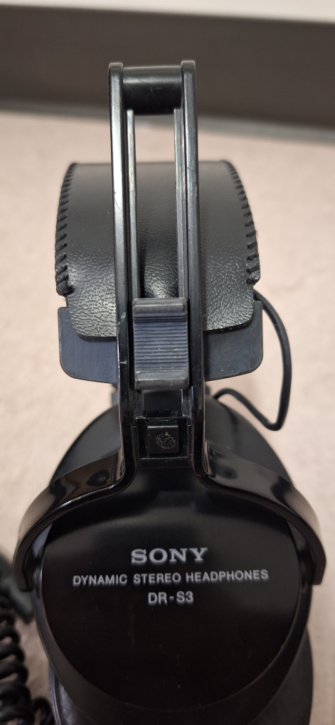 Sony DR-S3 Dynamic Stereo Headphones - photo 4