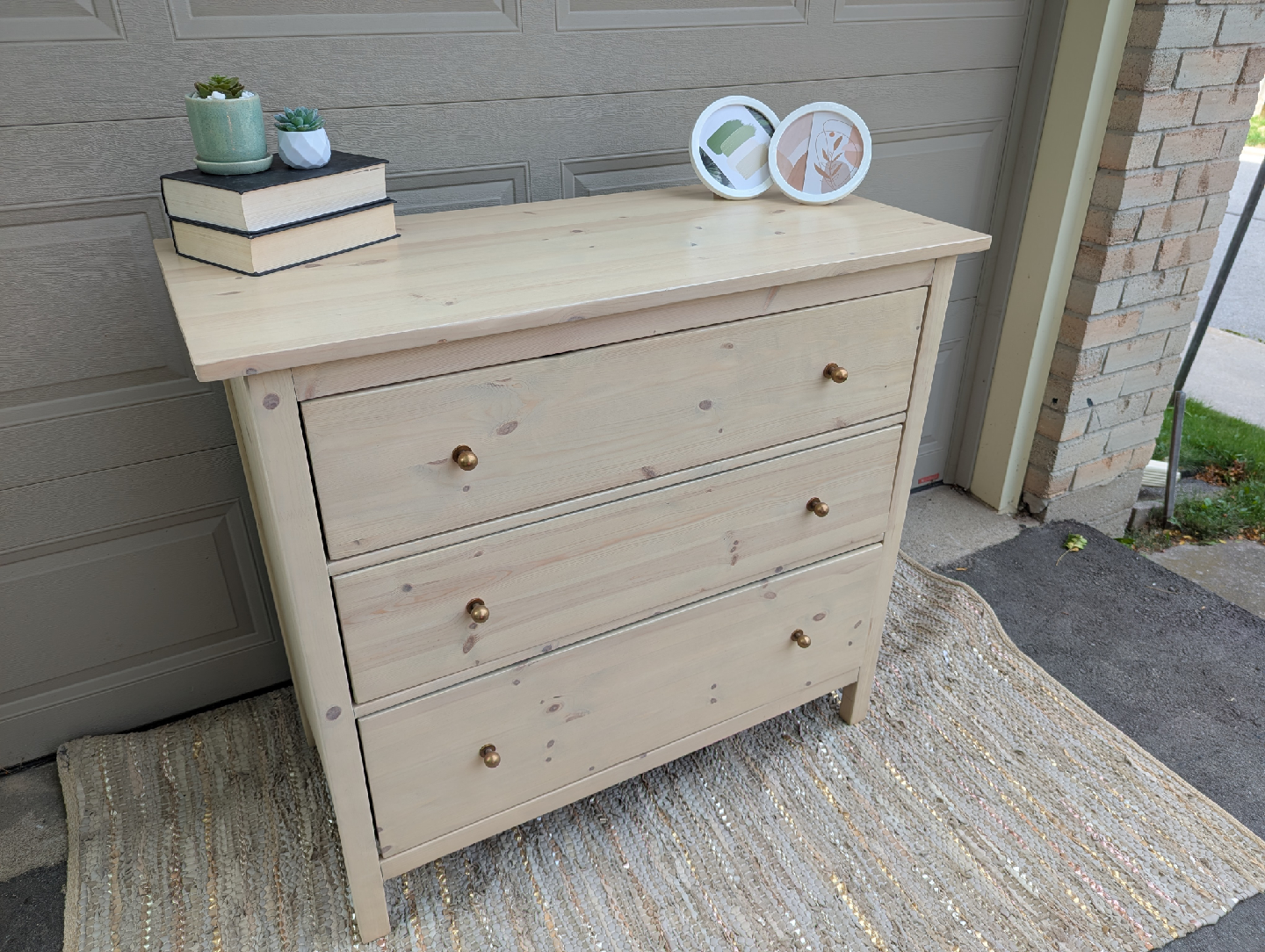 Newly refinished three drawer dresser - photo 3