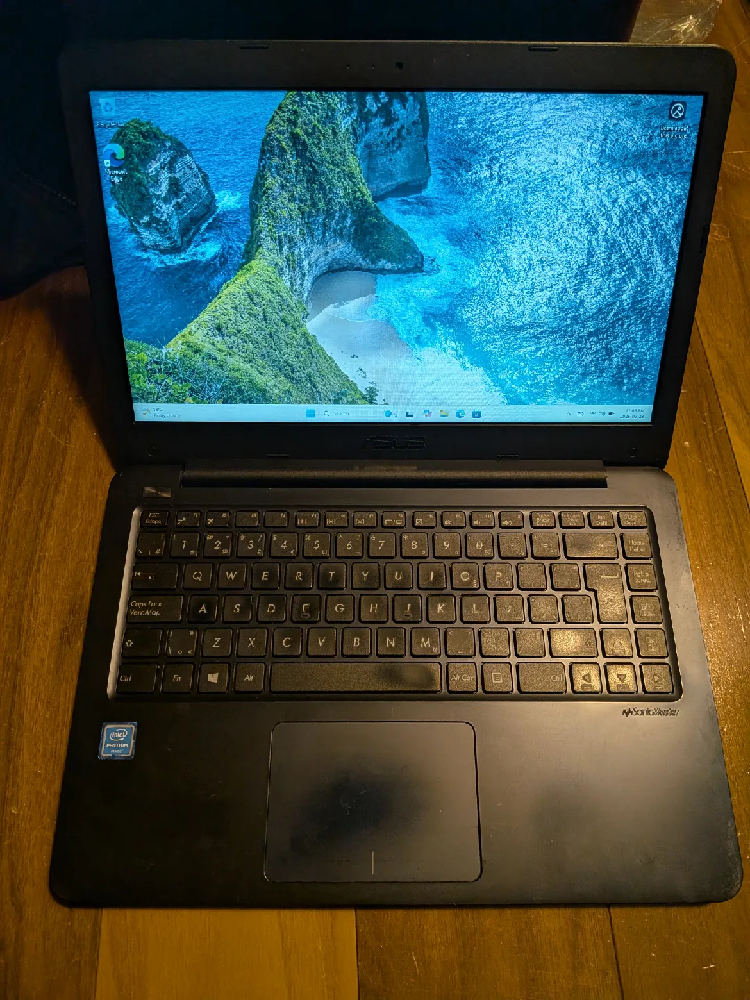 1TB ASUS E402N Windows 11 Laptop thumbnail