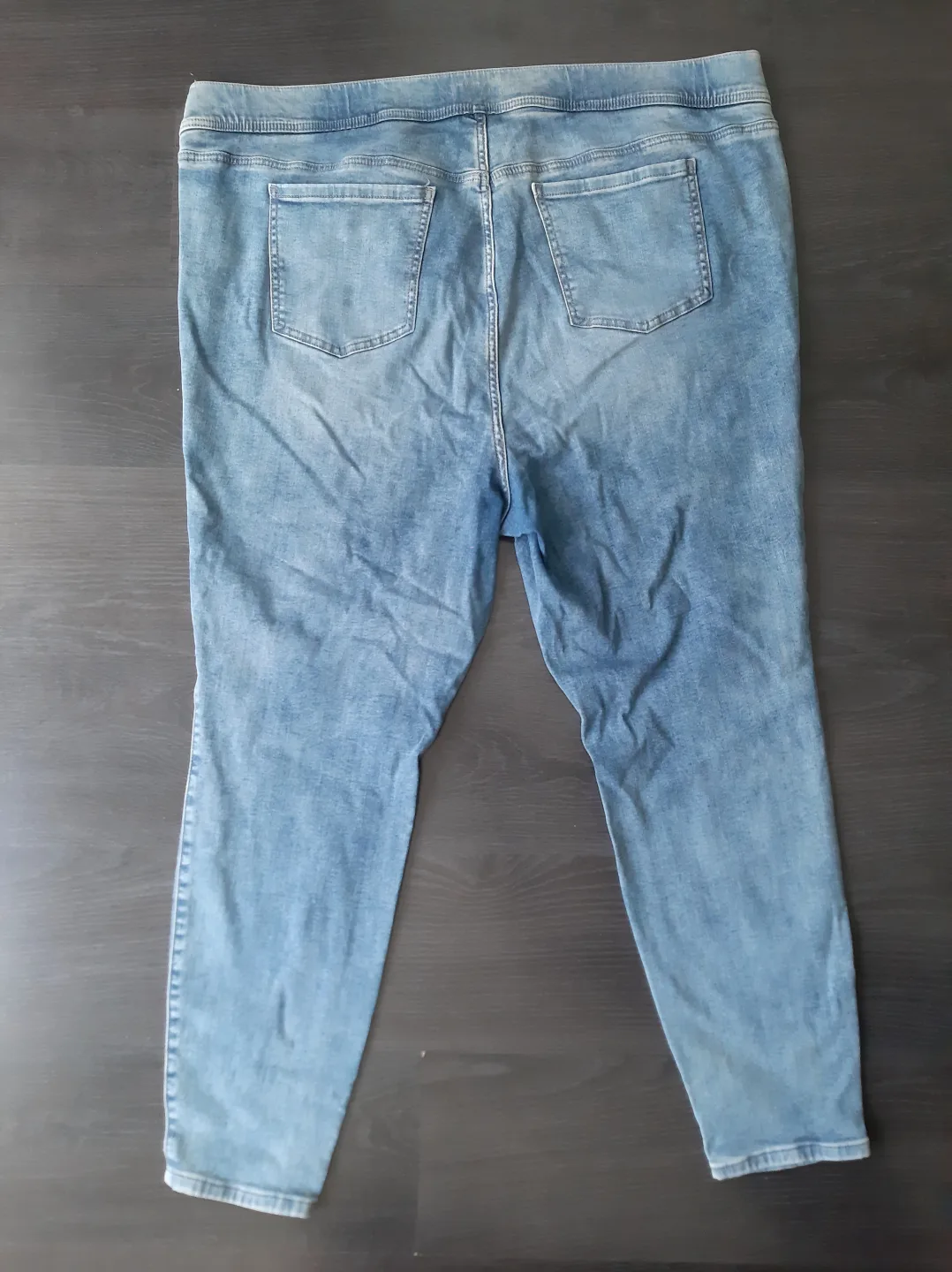 Torrid Lean Jean - Size 4R image indicator(2)