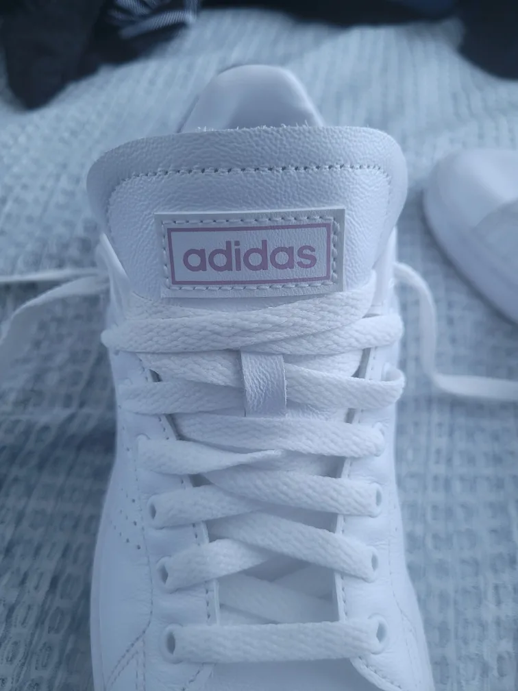 Adidas Grand Court White Shoes - Woman's Size 8.5 image indicator(3)