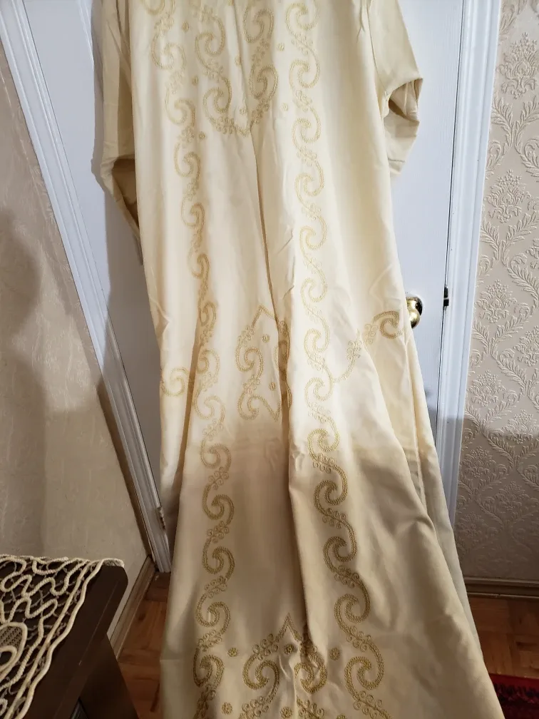 Embroidered kaftan dress size m image indicator(8)