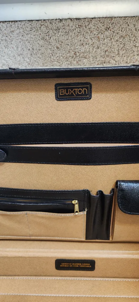 Buxton Black Leather Briefcase image indicator(2)