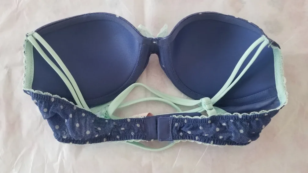 Victoria's Secret Bra image indicator(5)