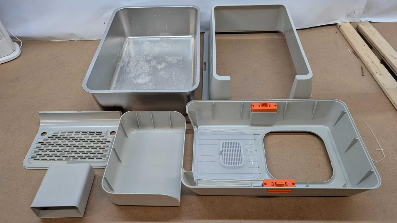 Lucky & Muffin XL Cat Litter Box - New - photo 2