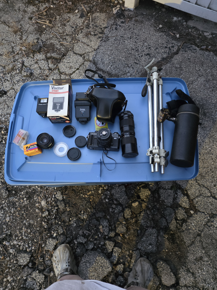 Minolta Camera, Vivatar Flash, Lens & Tripod
