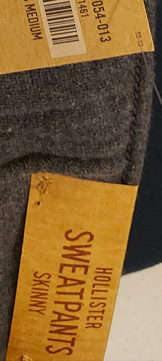 Hollister Skinny Sweatpants - Size Medium - photo 3