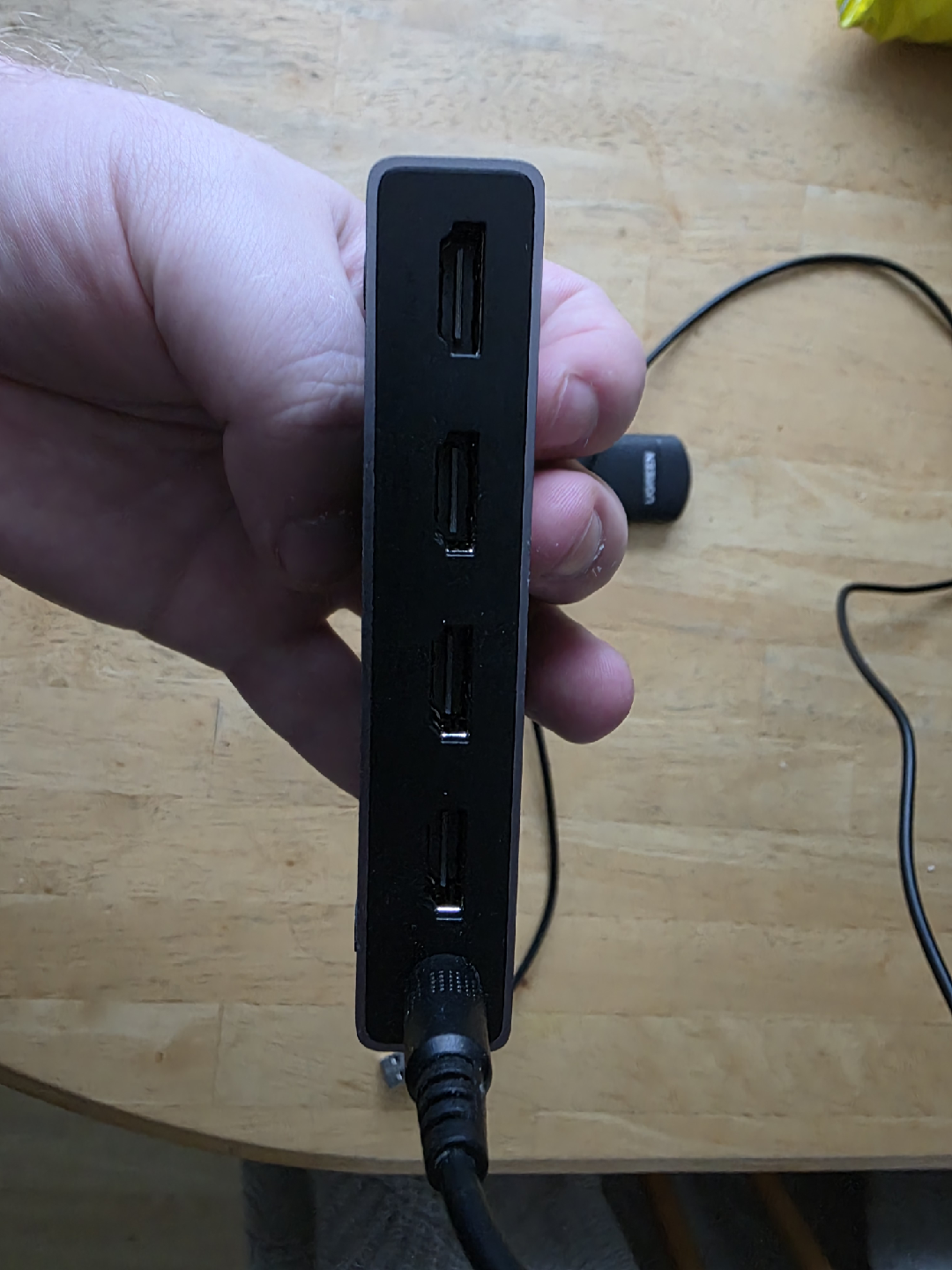 ugreen 3x1 8k hdmi switch - photo 2