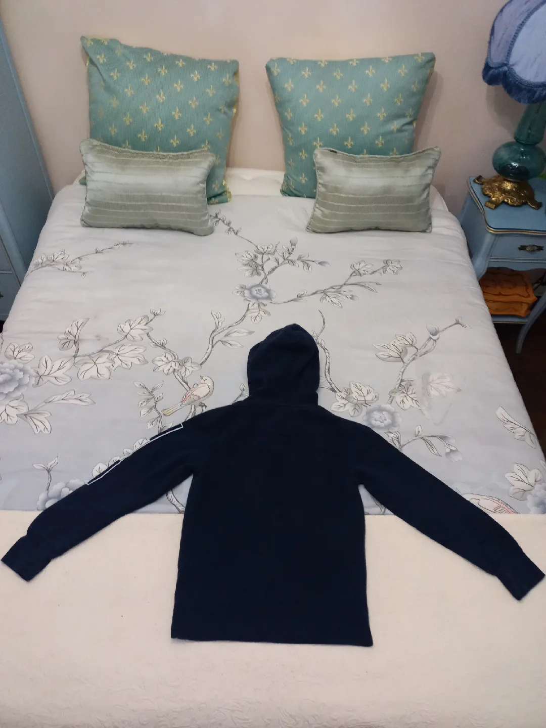 Hoodie - Youth Size Medium - Muskoka Trail image indicator(4)