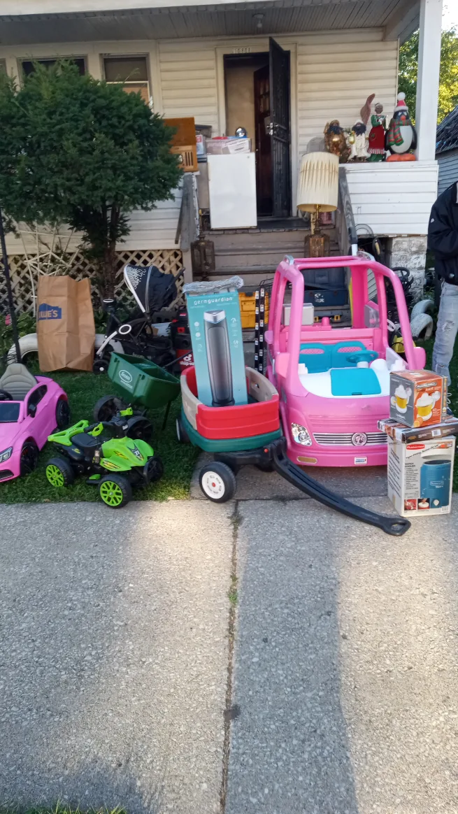 yard sale thumbnail