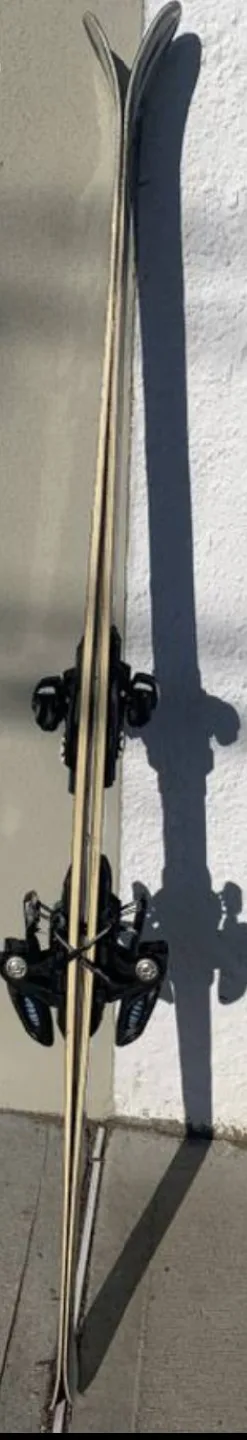 Used Skis image indicator(3)