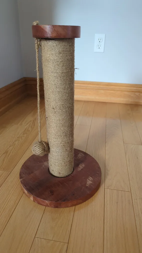 Cat Scratching Post - Wood & Sisal Rope image indicator(2)