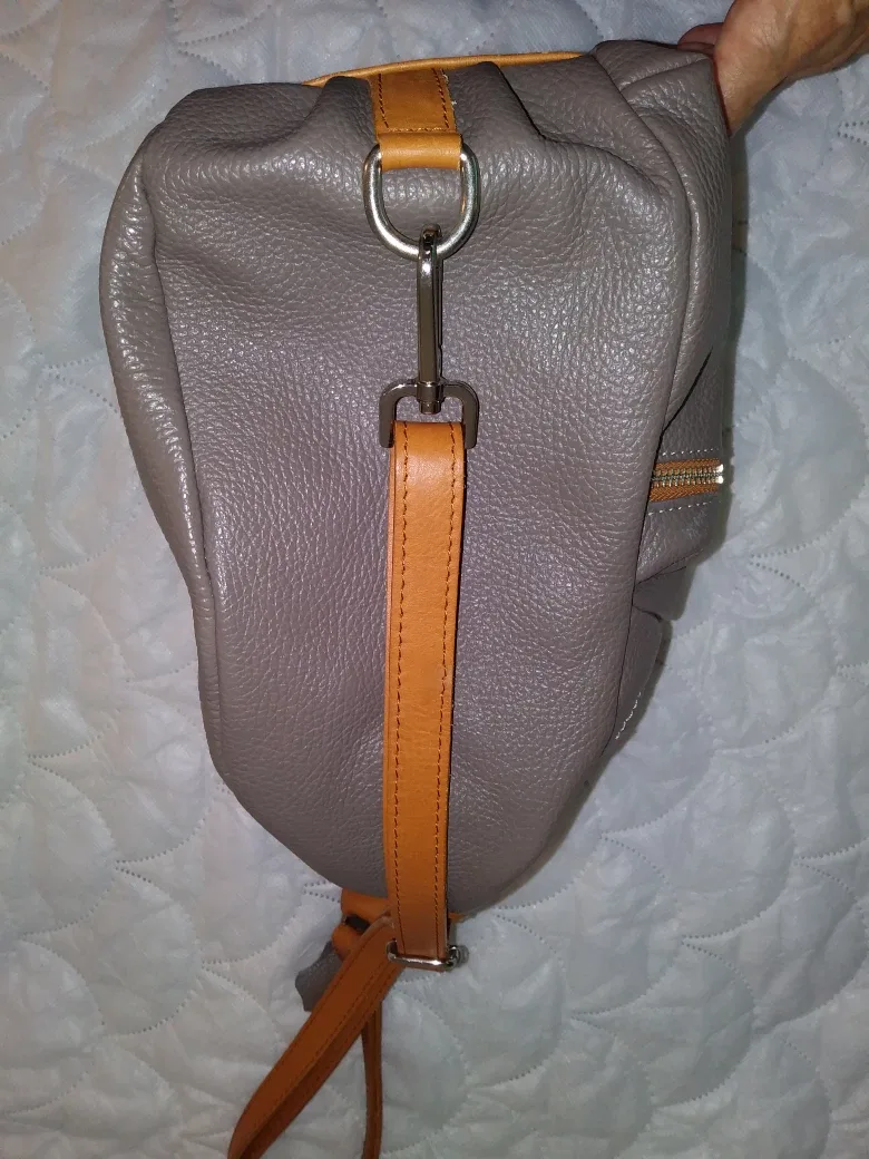 Valentina Grey Leather Shoulder Bag image indicator(4)