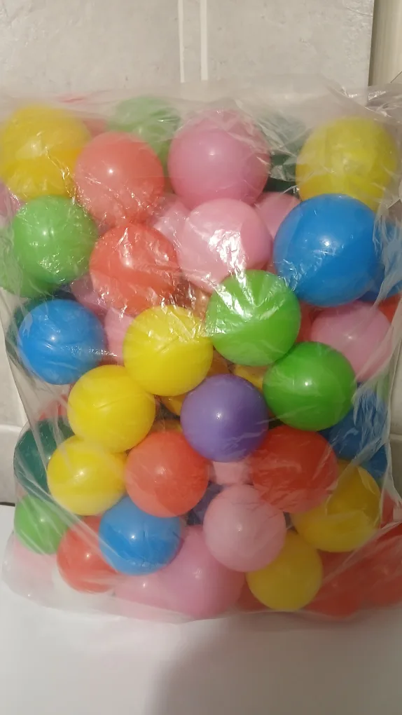 full bag of colourfull balls for $5.00 thumbnail