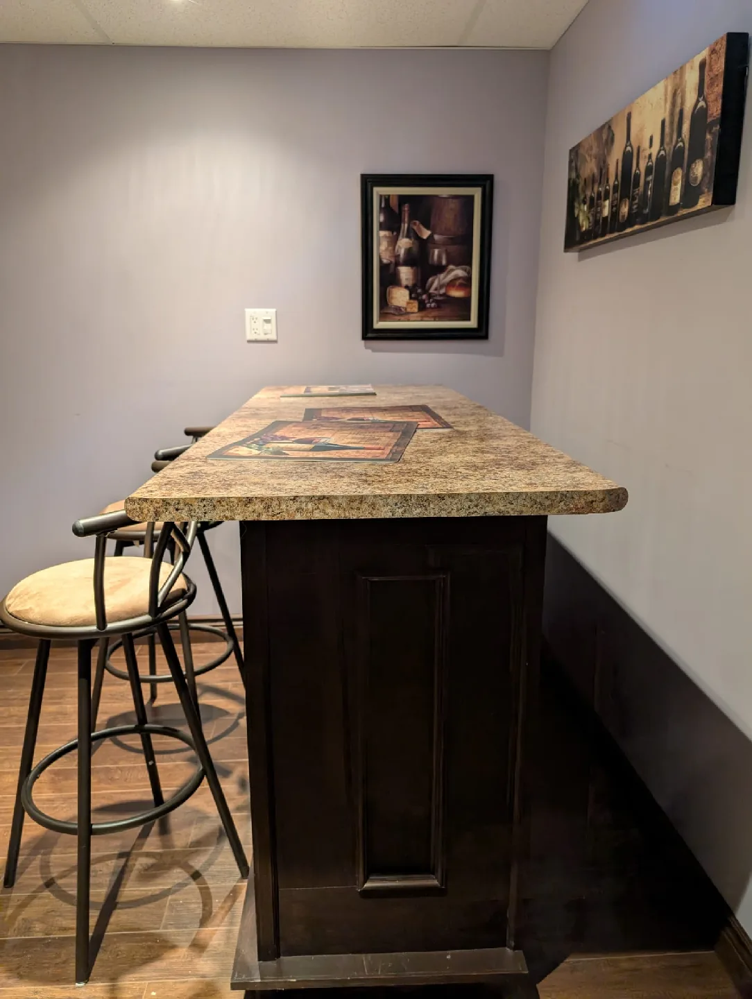 Home Bar with Storage image indicator(7)