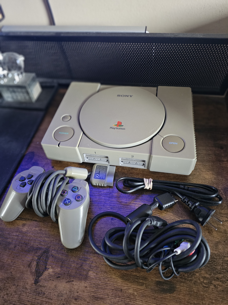Playstation  1 Console
