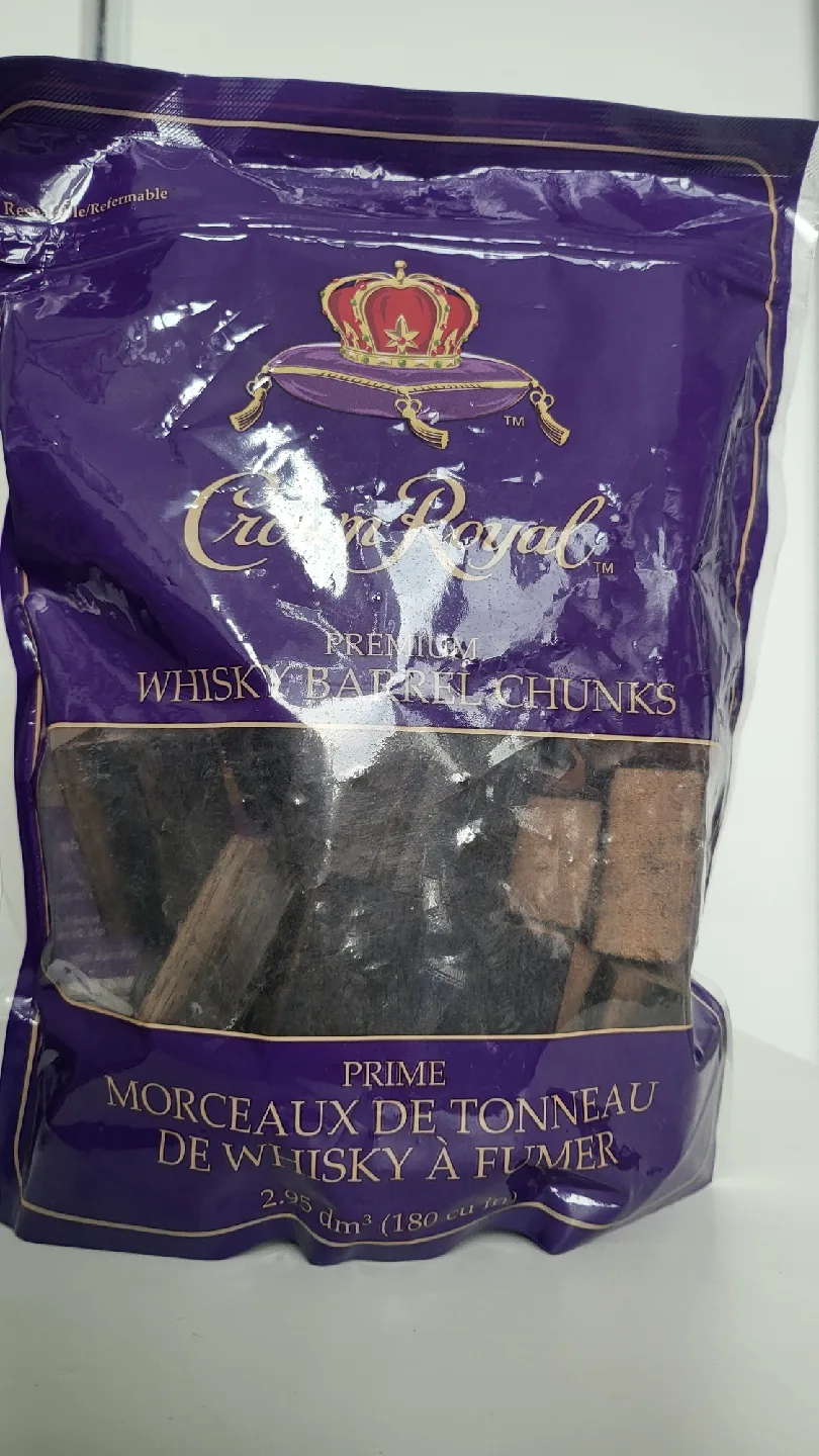 Crown Royal Premium Whisky Barrel Chunks image indicator(2)