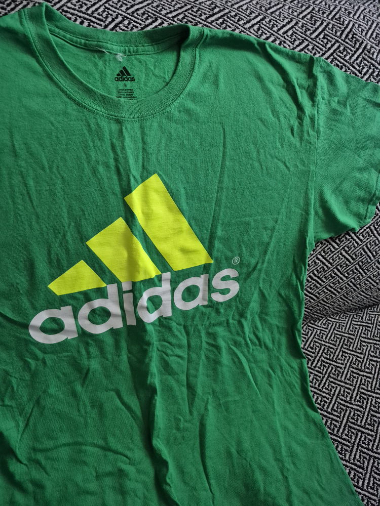 Adidas Green T-Shirt Size L