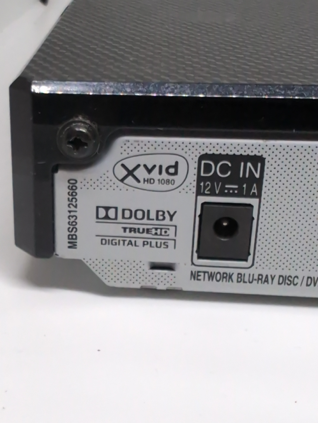LG BP300 Blu-Ray Disc/DVD Player - photo 5