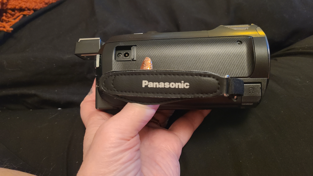 Panasonic HC-V770 Full HD Camcorder Wireless 20xZoom - photo 2