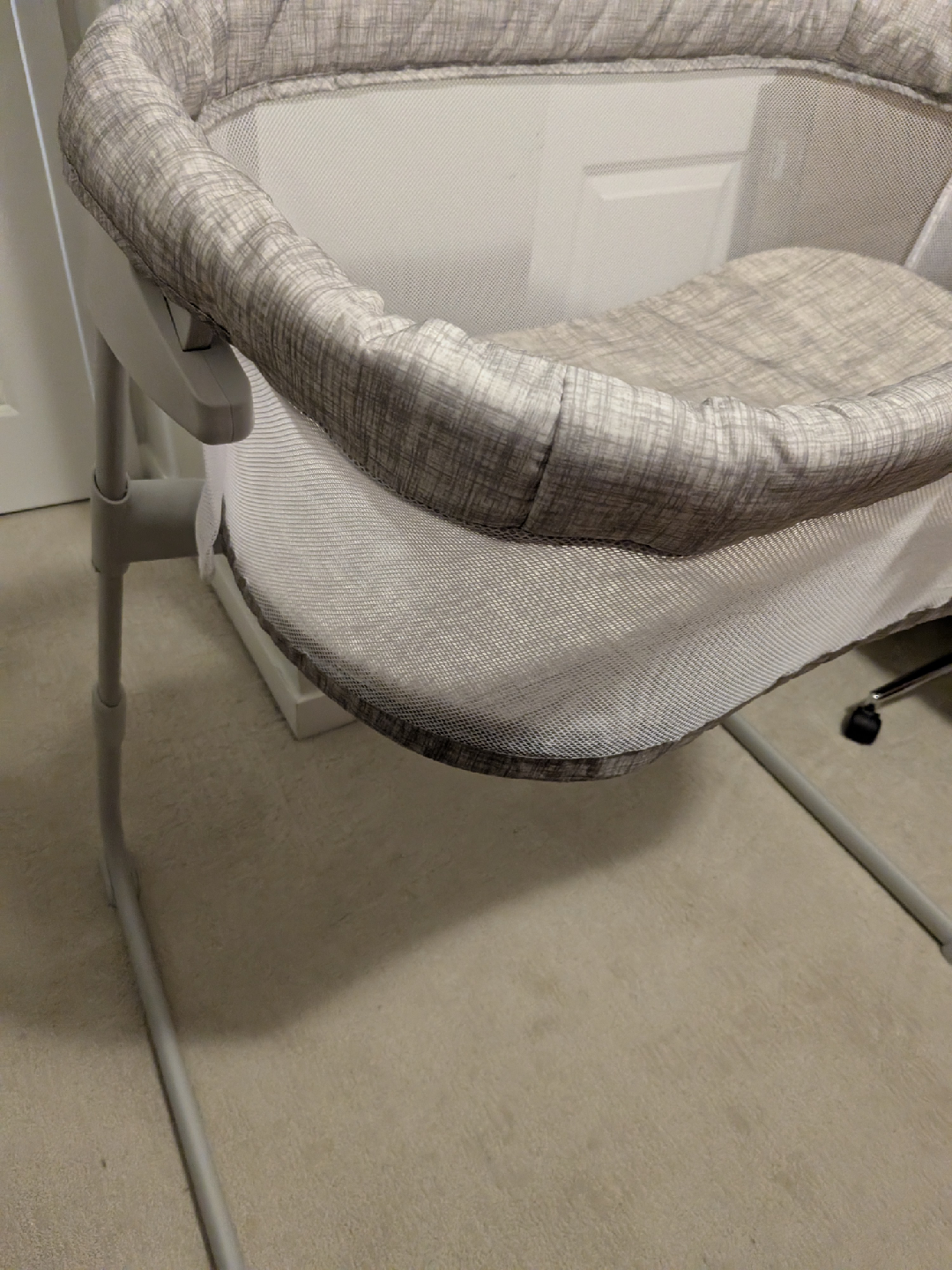 Halo BassiNest Swivel Sleeper - photo 3
