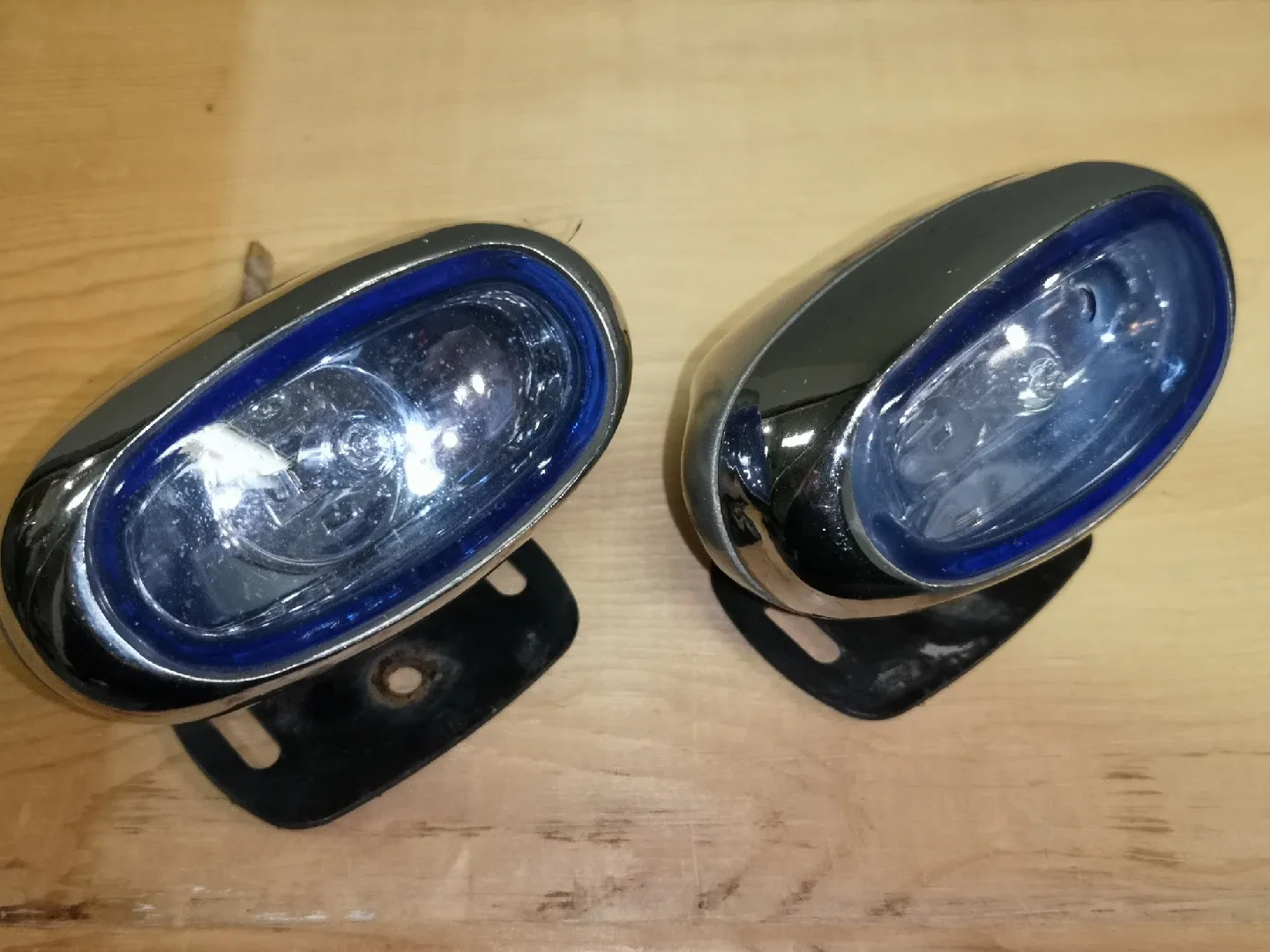 Retro Halogen Fog Lights ~ Auto Parts image indicator(3)