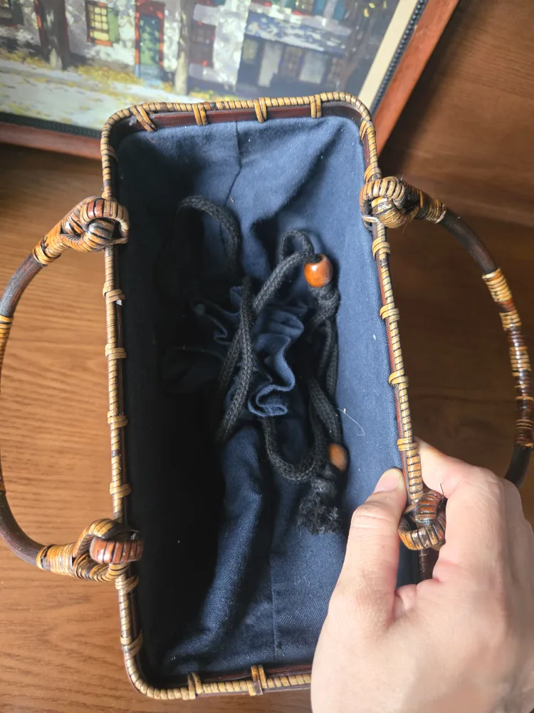 Woven Basket Bag with Drawstring Lining image indicator(3)