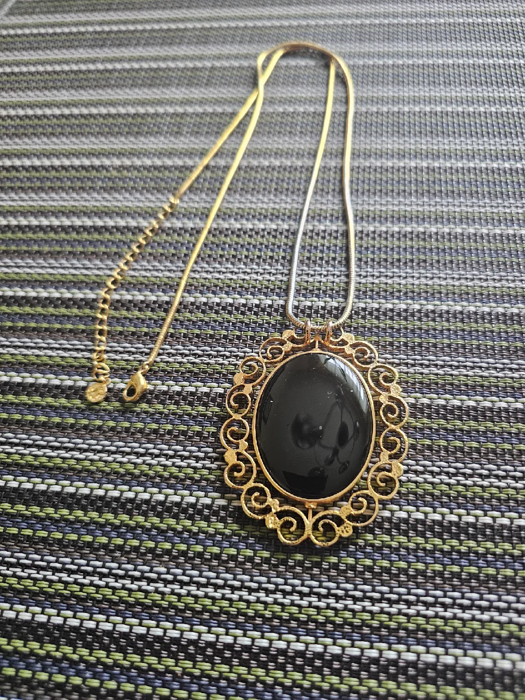 Cameo Pendant Necklace in Gold tone thumbnail