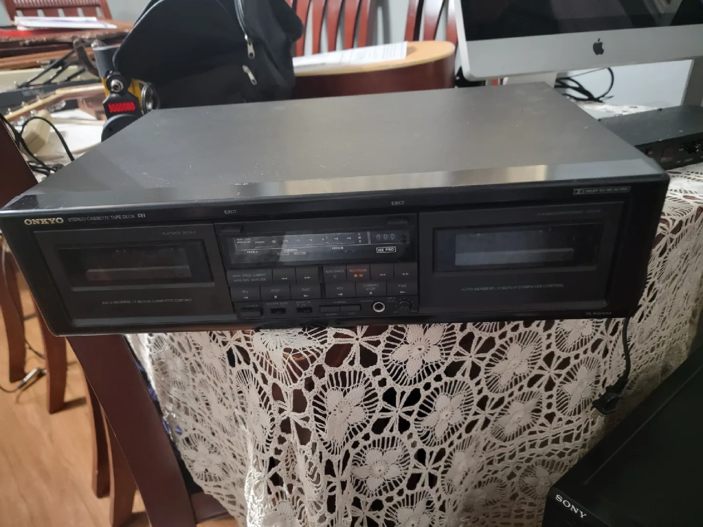 Onkyo Stereo Cassette Tape Deck R1 thumbnail