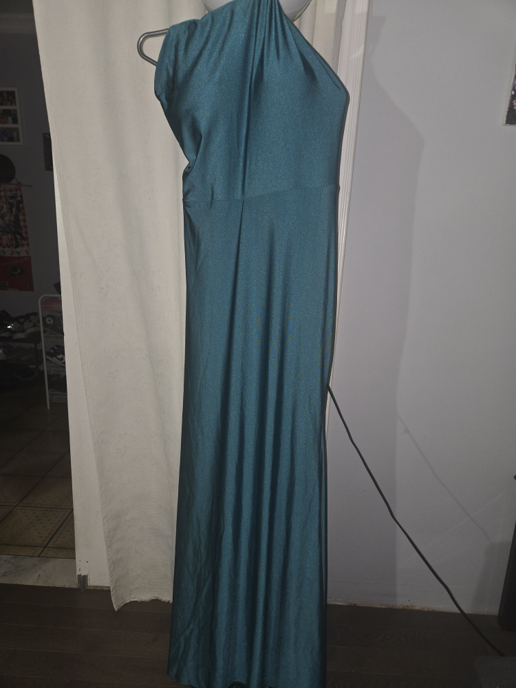 Emerald Green Halter Maxi Dress