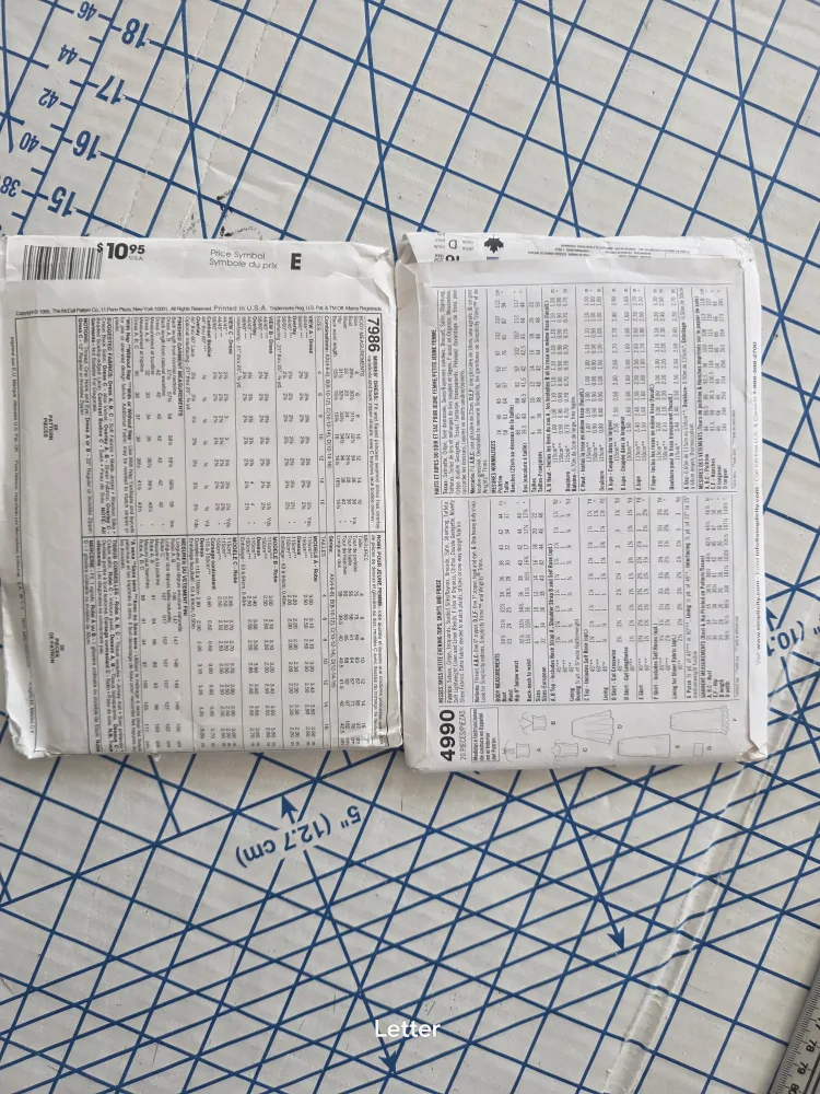 McCall's & Simplicity Sewing Patterns - Size 6-12 image indicator(2)