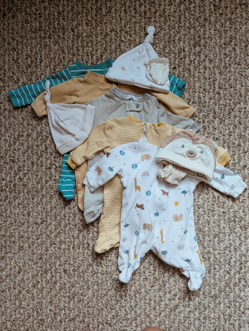 Newborn Baby Bundle - Onesies, Pants, Hats, Sleep Sacks image indicator(3)