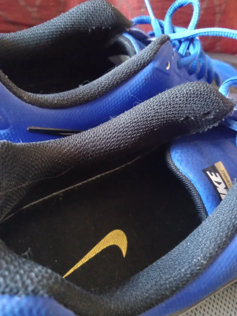 Nike Shox Running Shoes - Blue & Black image indicator(8)