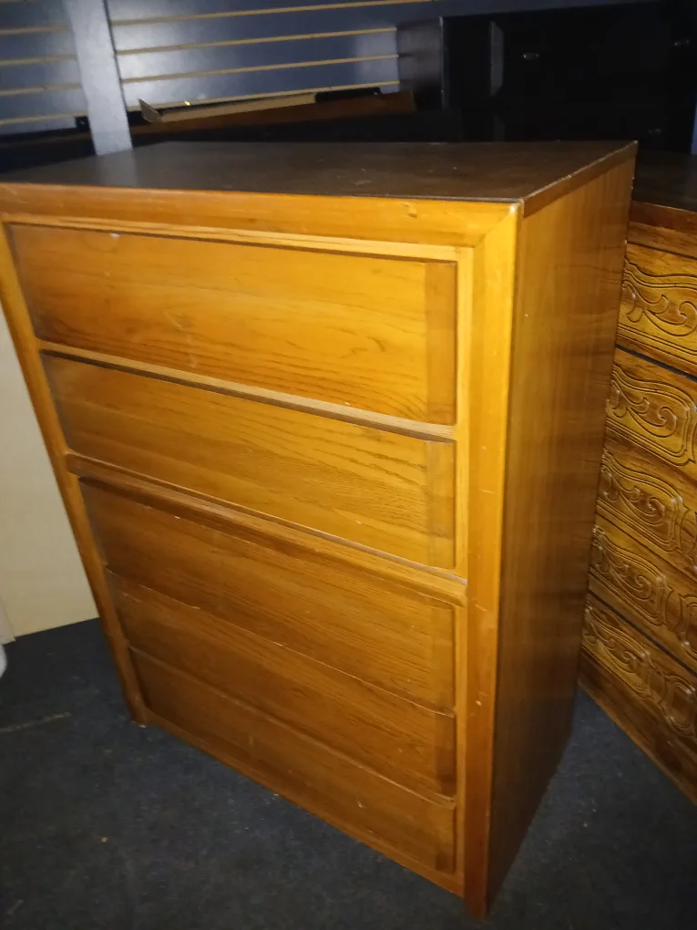 dresser good thumbnail