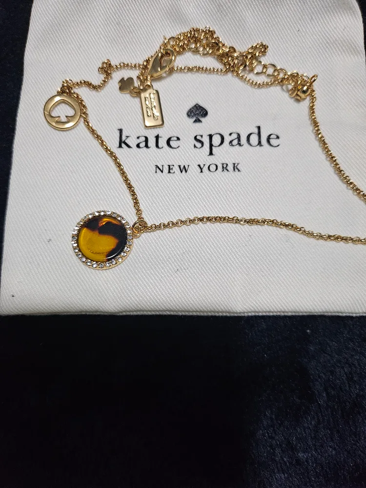Kate Spade Tortoise Pendant Necklace image indicator(2)