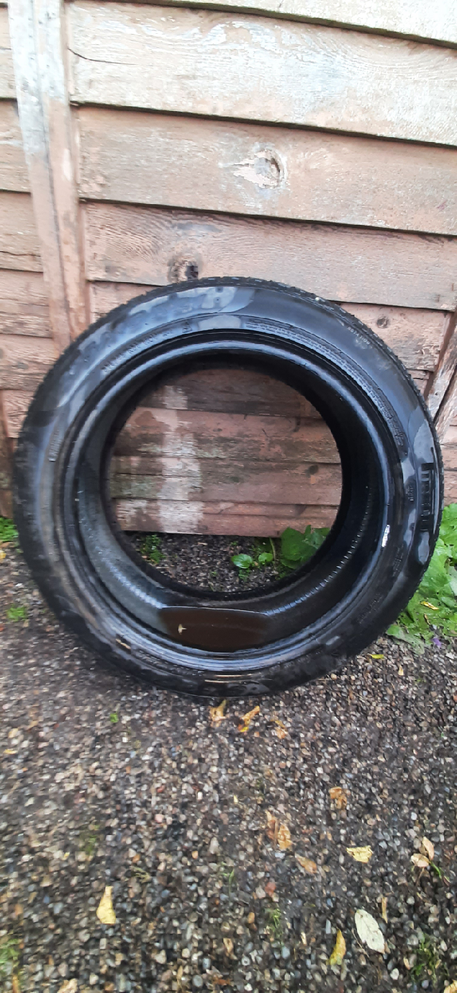 Pirreli 275/45R/21Tire